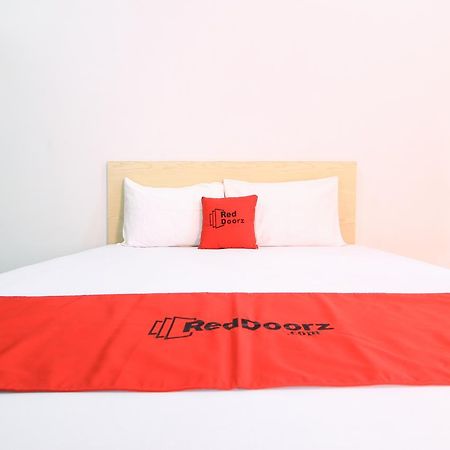 Reddoorz Plus Near Lippo Plaza Jogjakarta Yogyakarta Exterior foto
