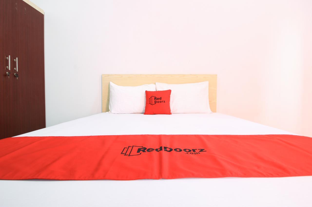 Reddoorz Plus Near Lippo Plaza Jogjakarta Yogyakarta Exterior foto