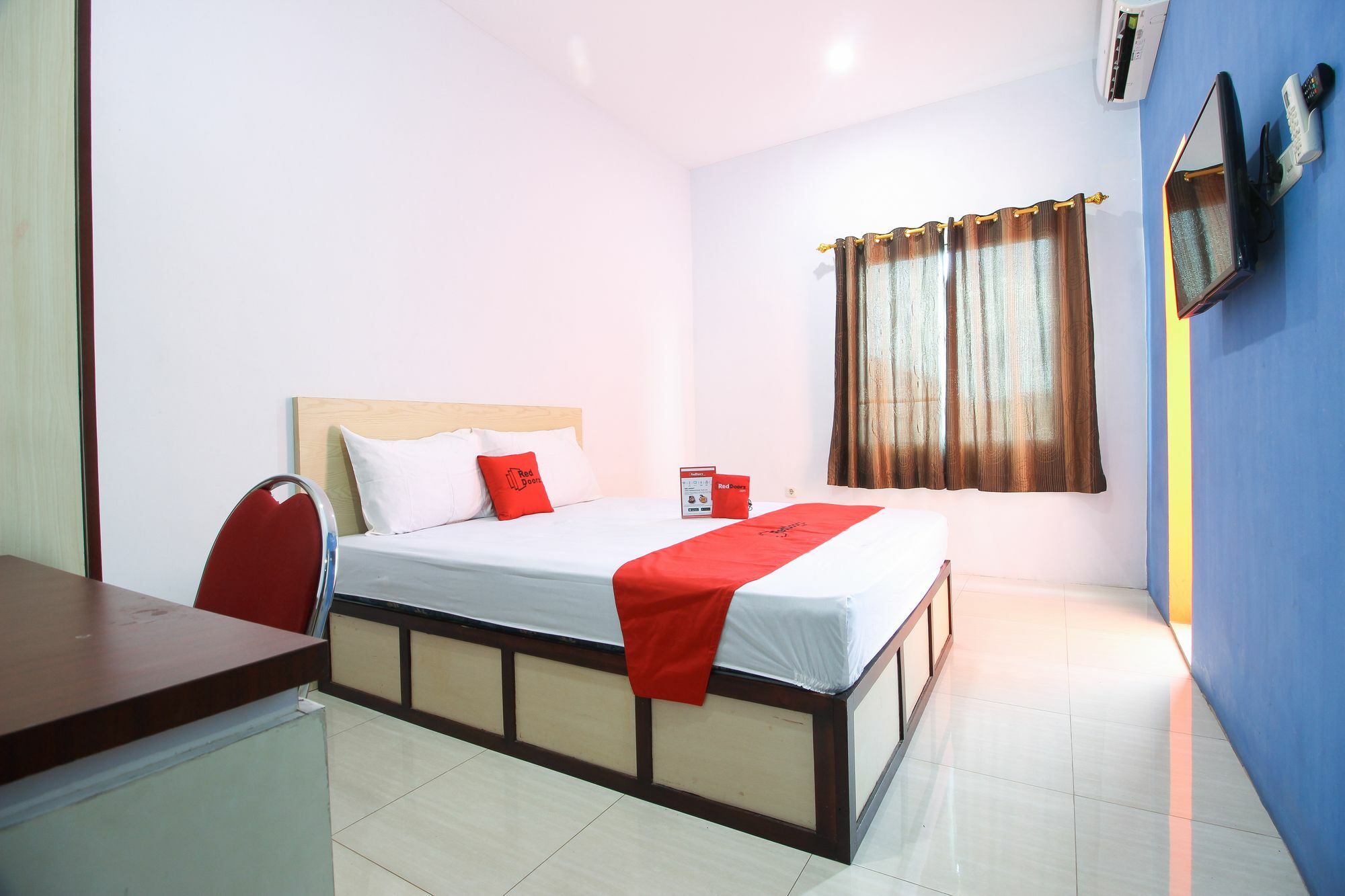 Reddoorz Plus Near Lippo Plaza Jogjakarta Yogyakarta Exterior foto